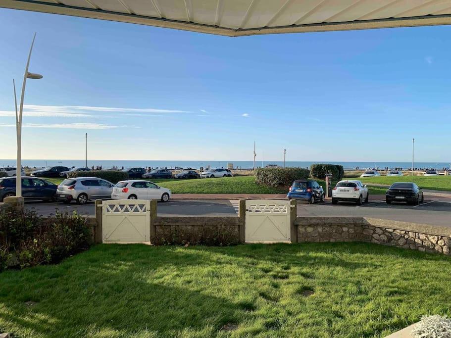 Studio En Residence Face Mer Avec Parking Le Touquet Exterior photo